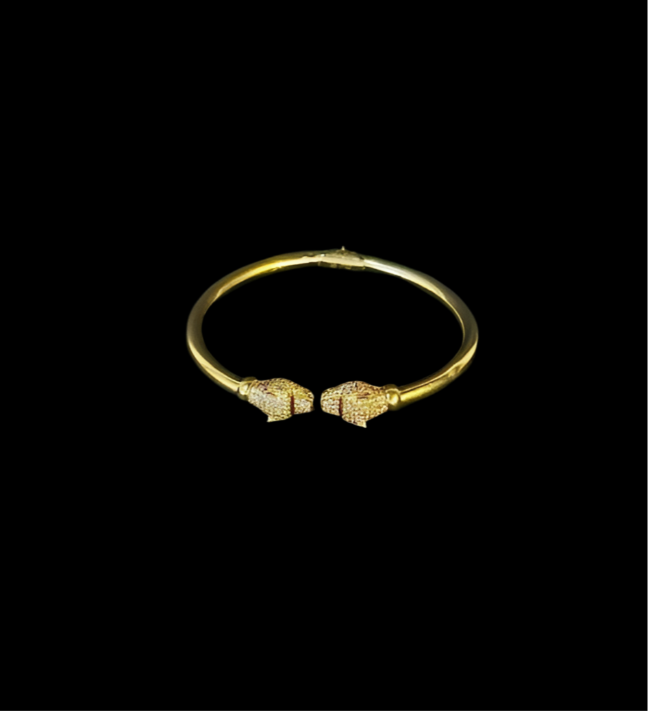 14.4Grams Hinged Bangle Bracelet 18Karat Solid Gold