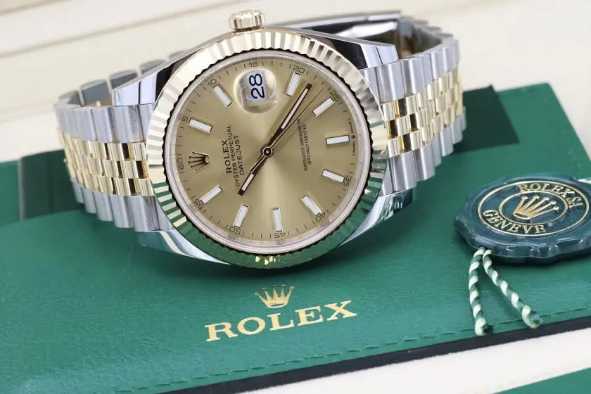 ROLEX Datejust 41
Oyster, 41 mm,
Oystersteel And Yellow Gold