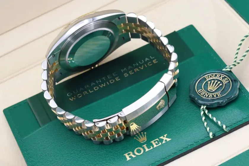 ROLEX Datejust 41
Oyster, 41 mm,
Oystersteel And Yellow Gold