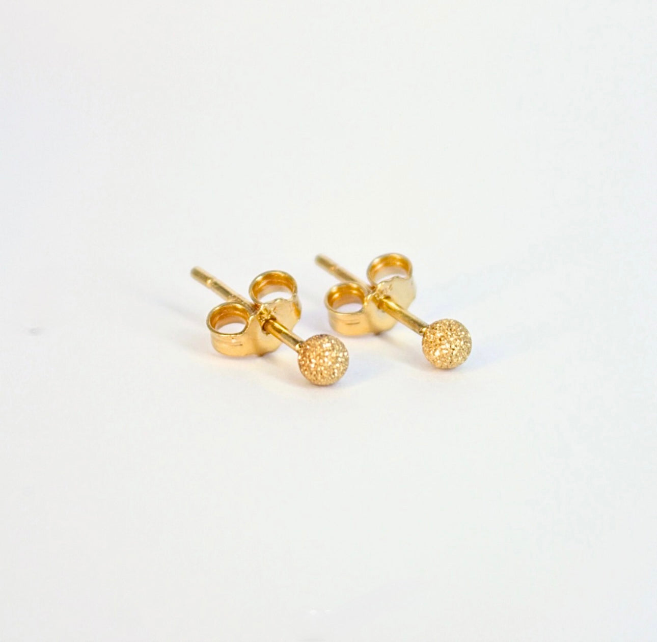 18Karat Gold-Plated Stardust Ball Stud Earrings.