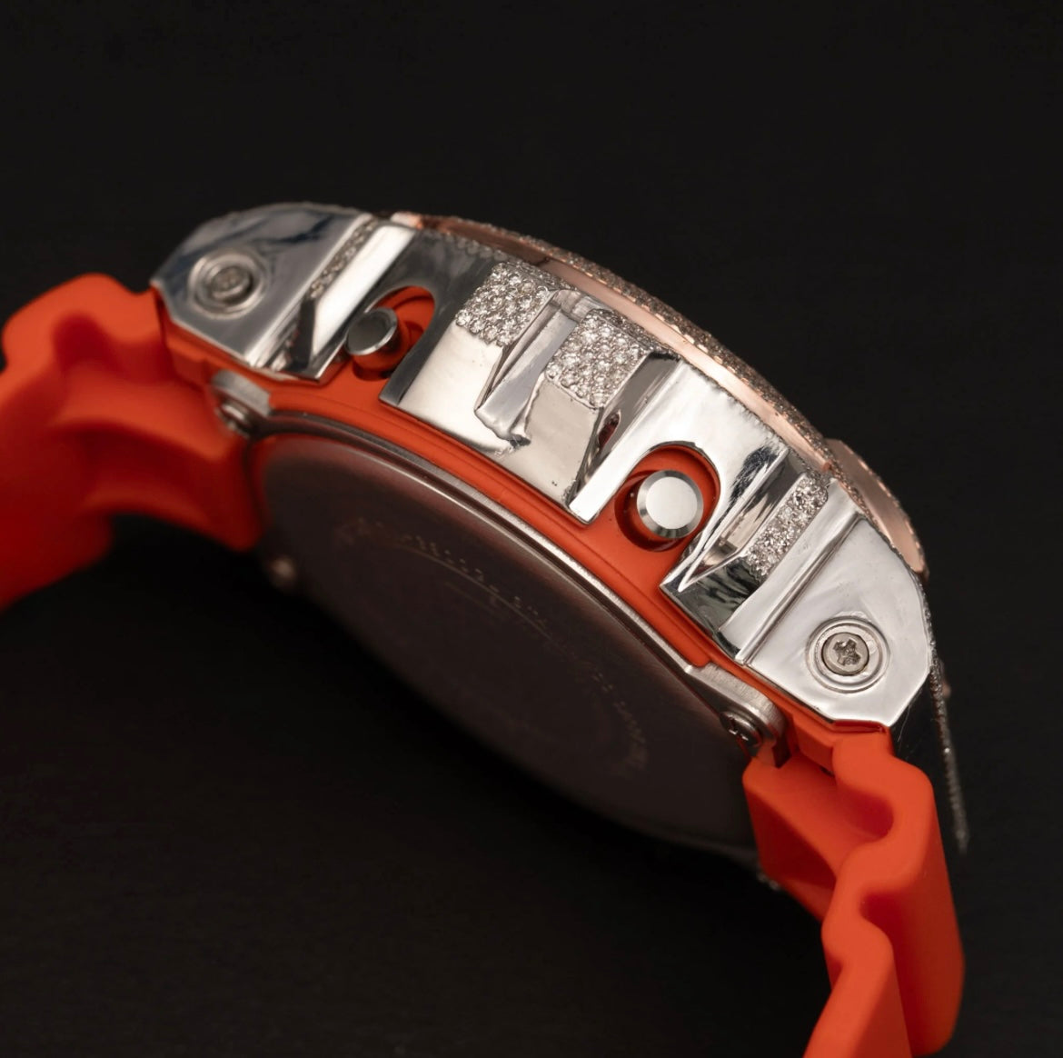 G-Shock DW6900GL-4 Lucky Drop Limited Edition Watch |
4.60ct