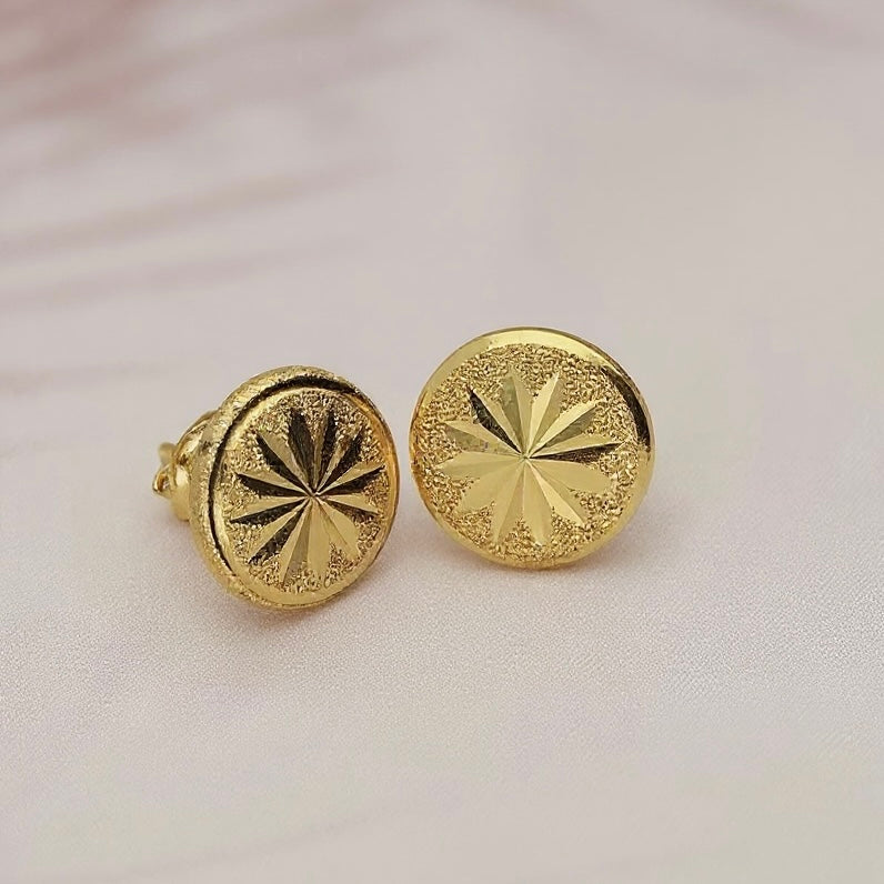 1.8Grams 18Karat Gold Round Shaped Stud Earrings